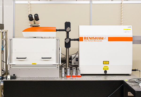 Micro-Raman Spectrometer