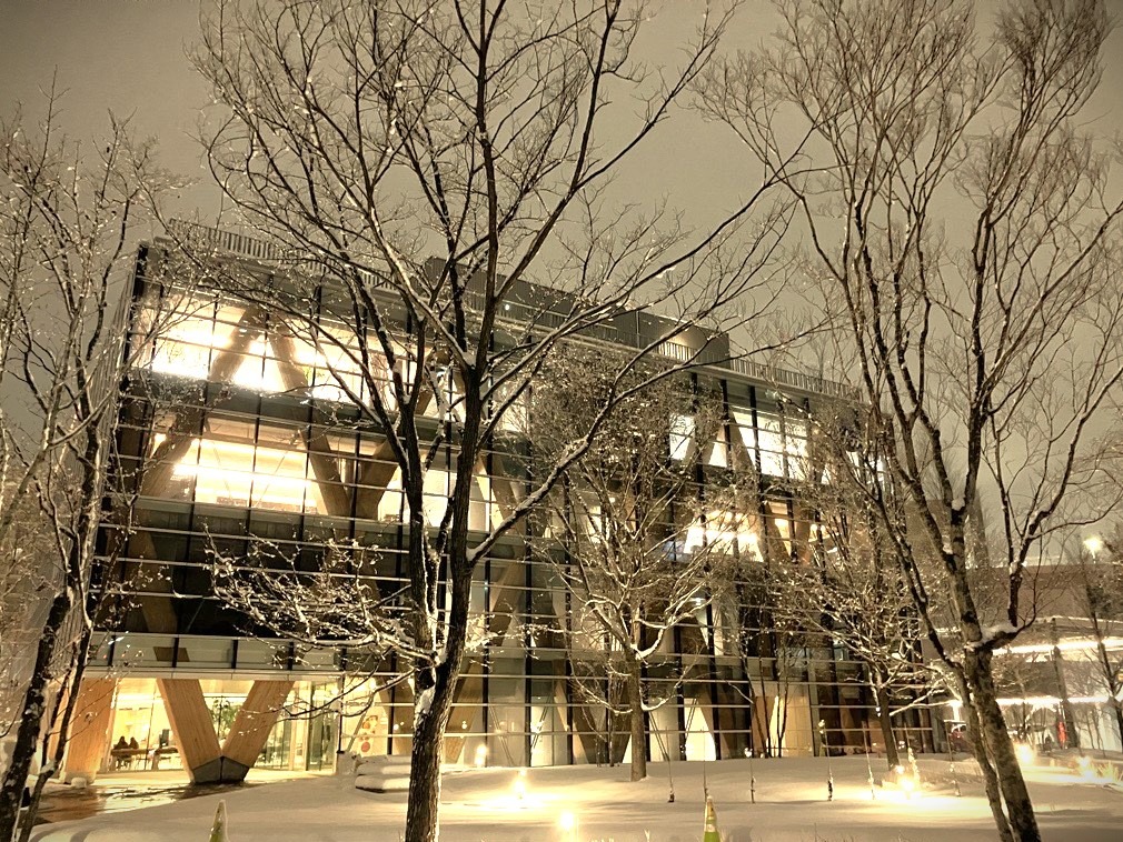 雪夜のエア・ウォーターの森