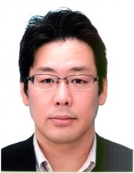 ○○主任研究員の写真