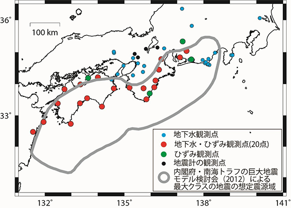 南海トラフ地震の想定震源域と，産総研が整備した南海トラフ地震予測のための観測点および既存観測点．