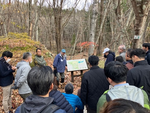大沼での君島先生の説明
