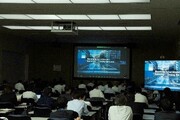講演会場（産総研 臨海副都心センター別館）