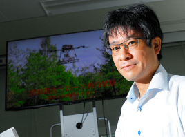 写真:鷲見裕史 主任研究員 リンク先は産総研WEBの詳細解説ページ