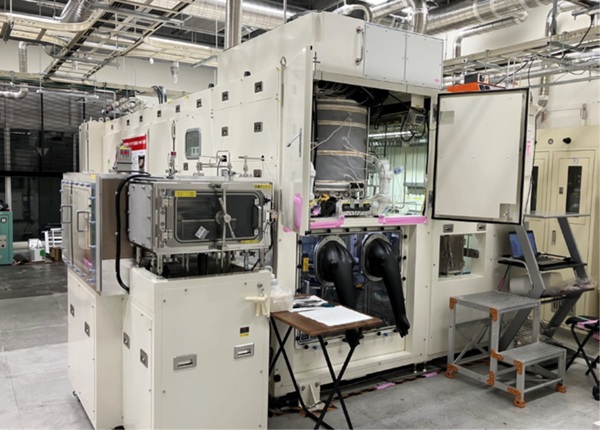 HVPE system (6-inch) for mass production demonstration