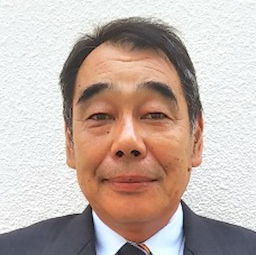 宇佐美初彦教授の写真