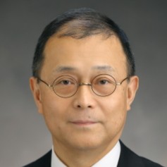 丸田薫教授の写真