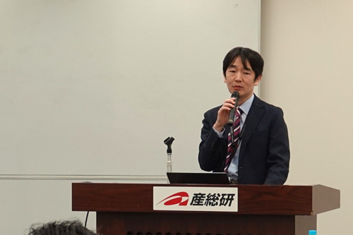 産総研　渡辺 健太郎 副研究部門長 講演の様子