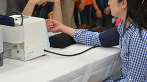 血管年齢測定装置　【対象年齢：15歳以上】イメージ写真